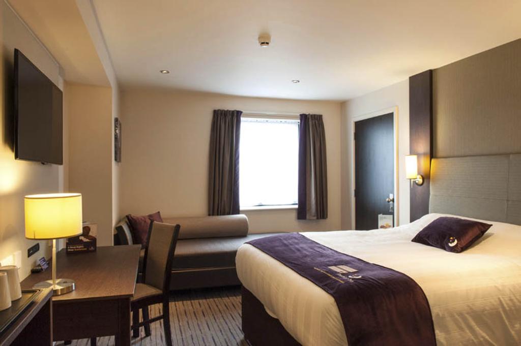 Premier Inn London Romford Central Pokoj fotografie