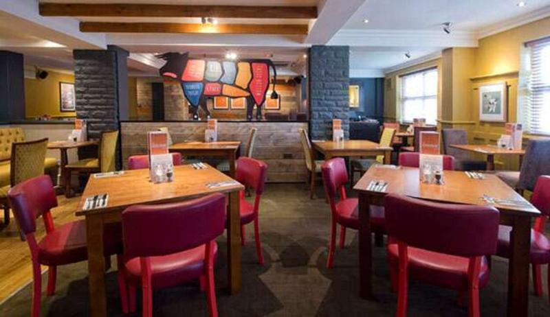 Premier Inn London Romford Central Exteriér fotografie